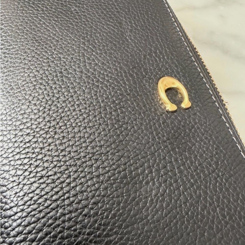 NWOT $225 Coach Essential Continental Wallet - Picture 4 of 4